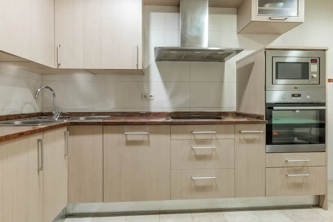 Kitchen of Flat for sale in Donostia - San Sebastián   with Heating, Balcony and Alarm