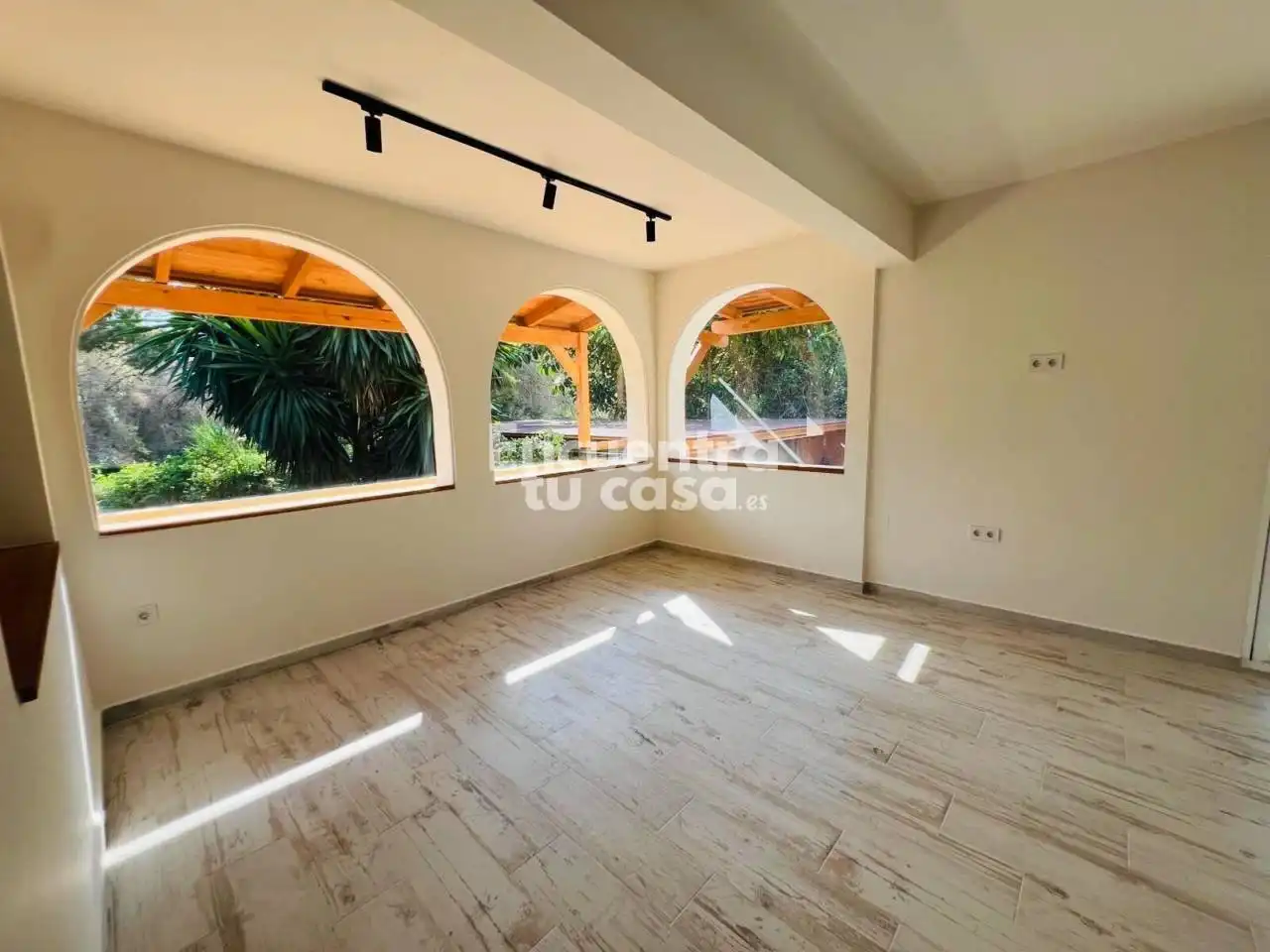 Jardín de Casa o chalet de alquiler en L'Alfàs del Pi con Aire acondicionado, Calefacción y Jardín privado