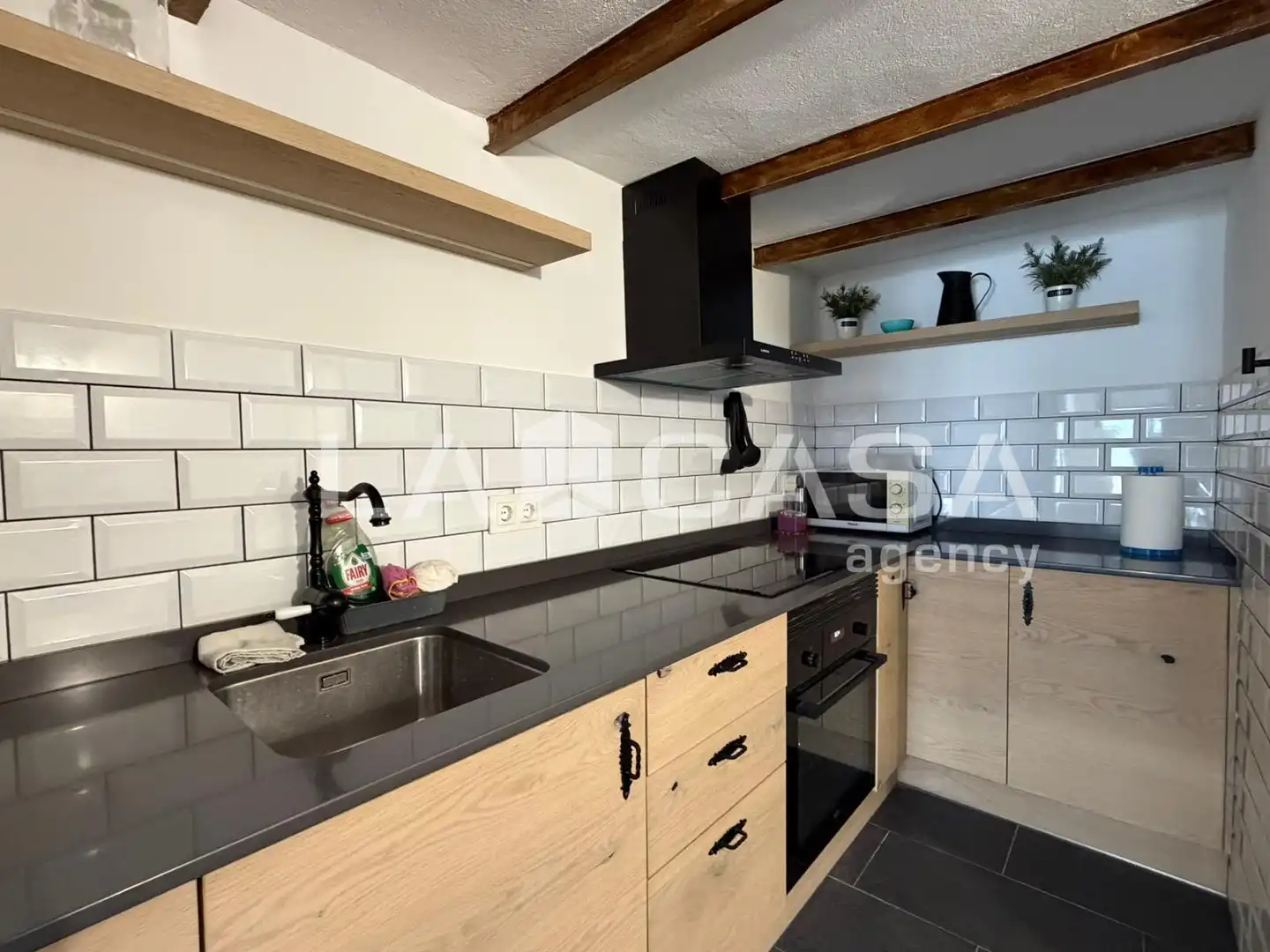 Local comercial en venda a Carrer Milton