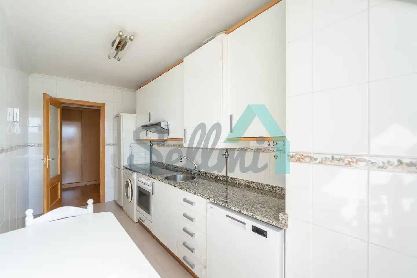 Flat with lift to rent in Calle Juan Antonio Álvarez Rabanal, imagen 8