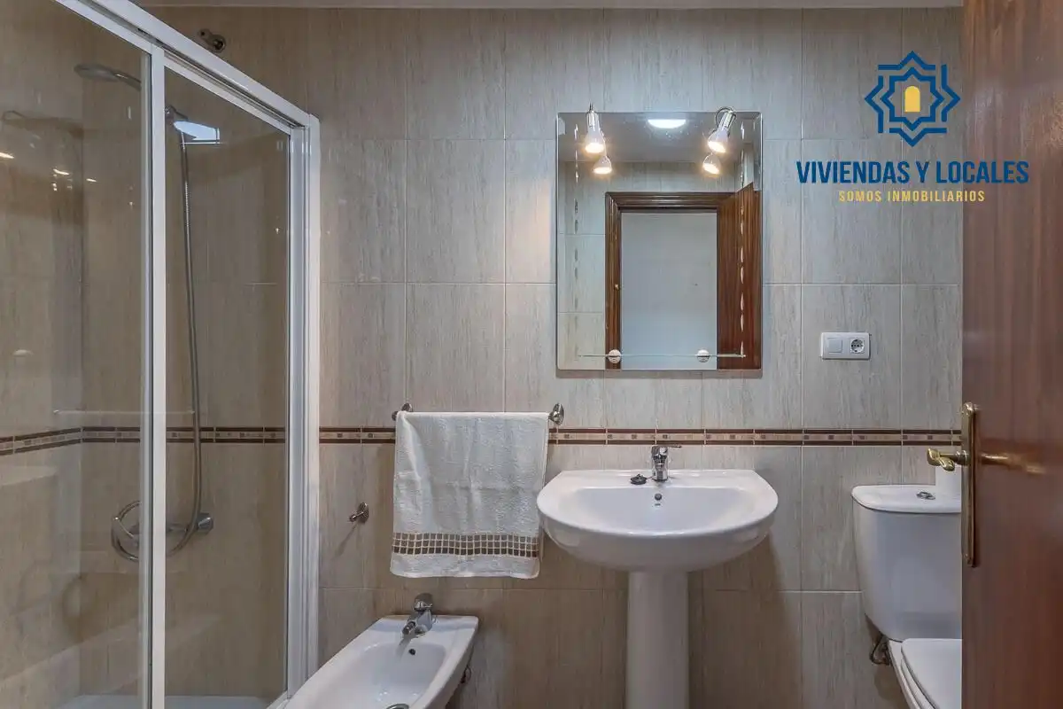 Piso con ascensor en venta en Calle MARQUES DE MONDEJAR, imagen 16