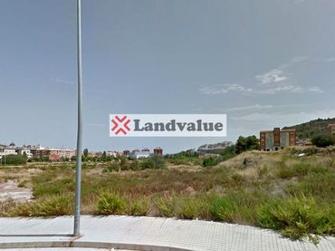 Terreni e lotti in vendita a Tramontana 7