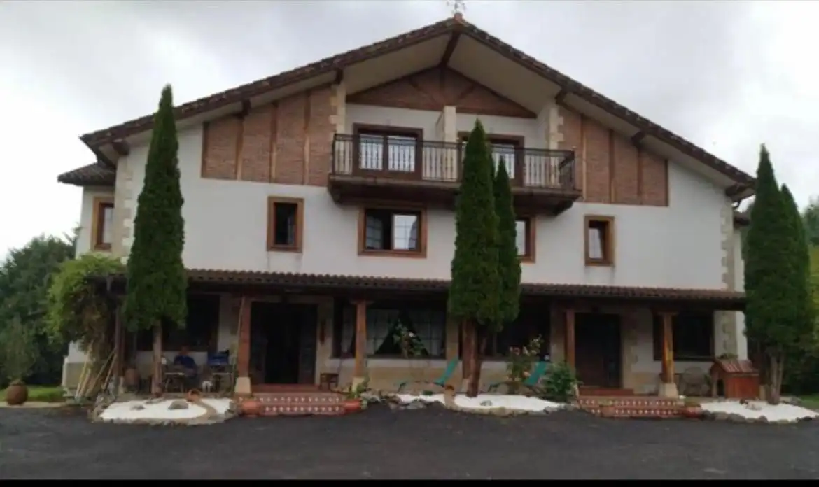 Exterior view of Houses for rent in Voto  with Private garden, Terrace and Furnished