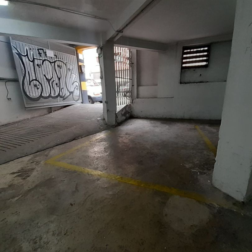 Parking de Garaje en venta en  Pamplona / Iruña