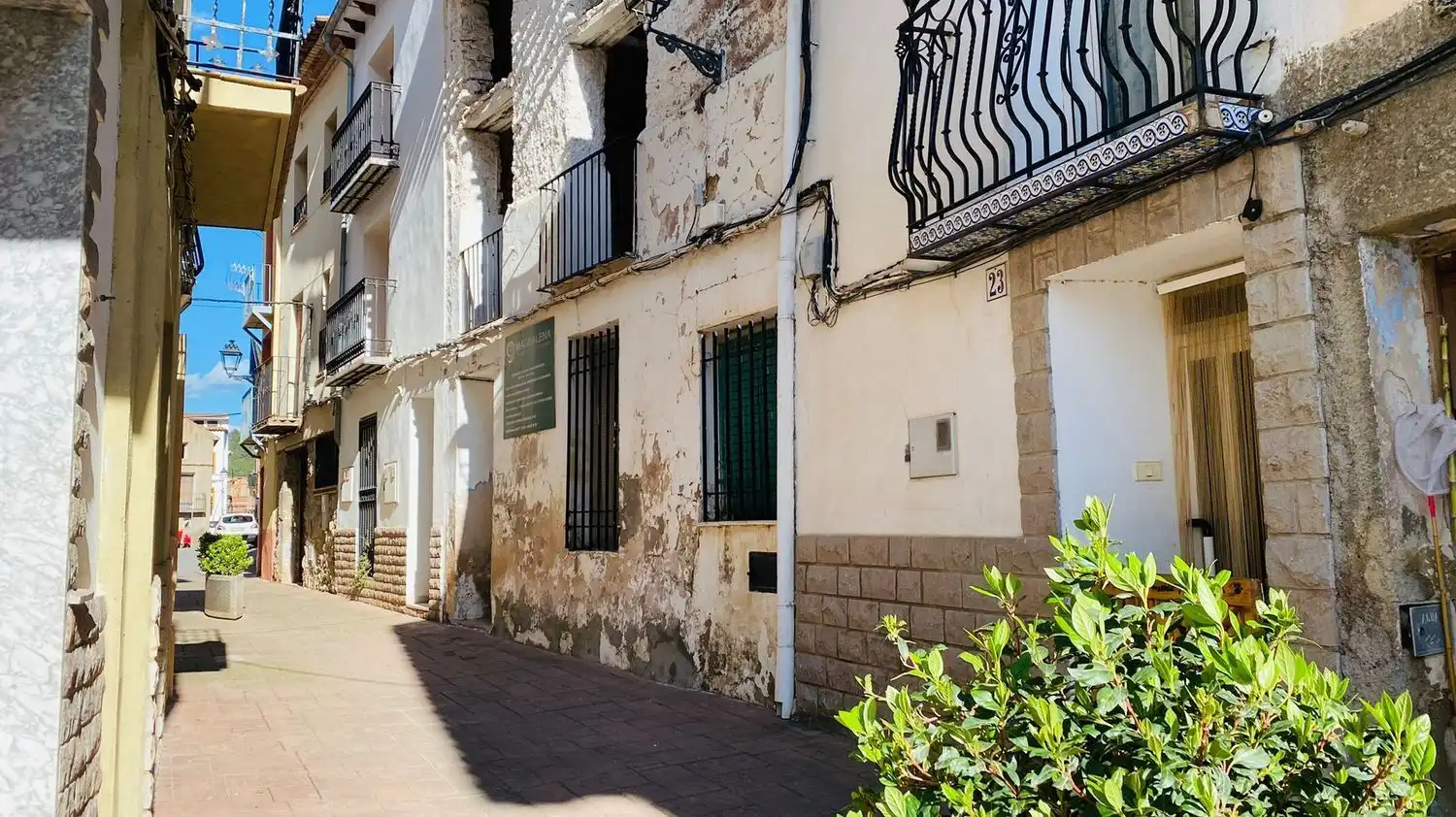 Exterior view of Houses for sale in Cirat