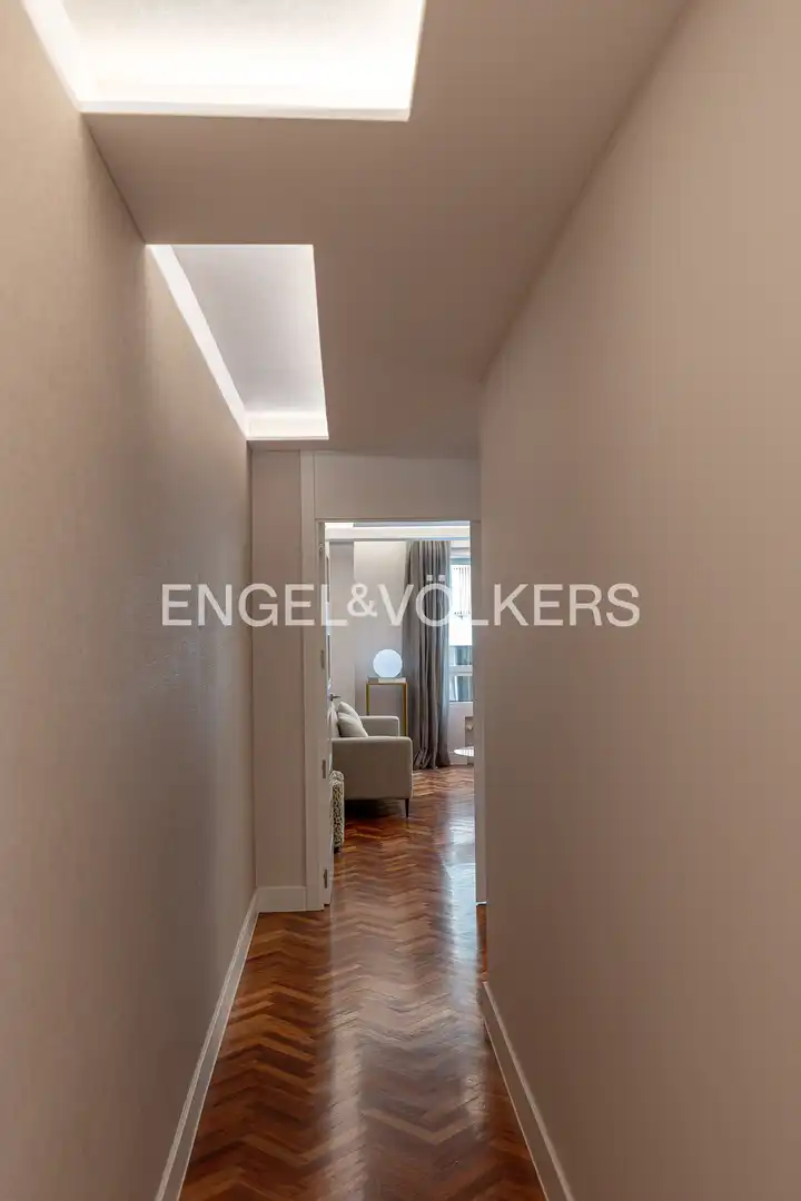 Wohnung zum Verkauf in Madrid mit Klimaanlage, Heizung und Parkett