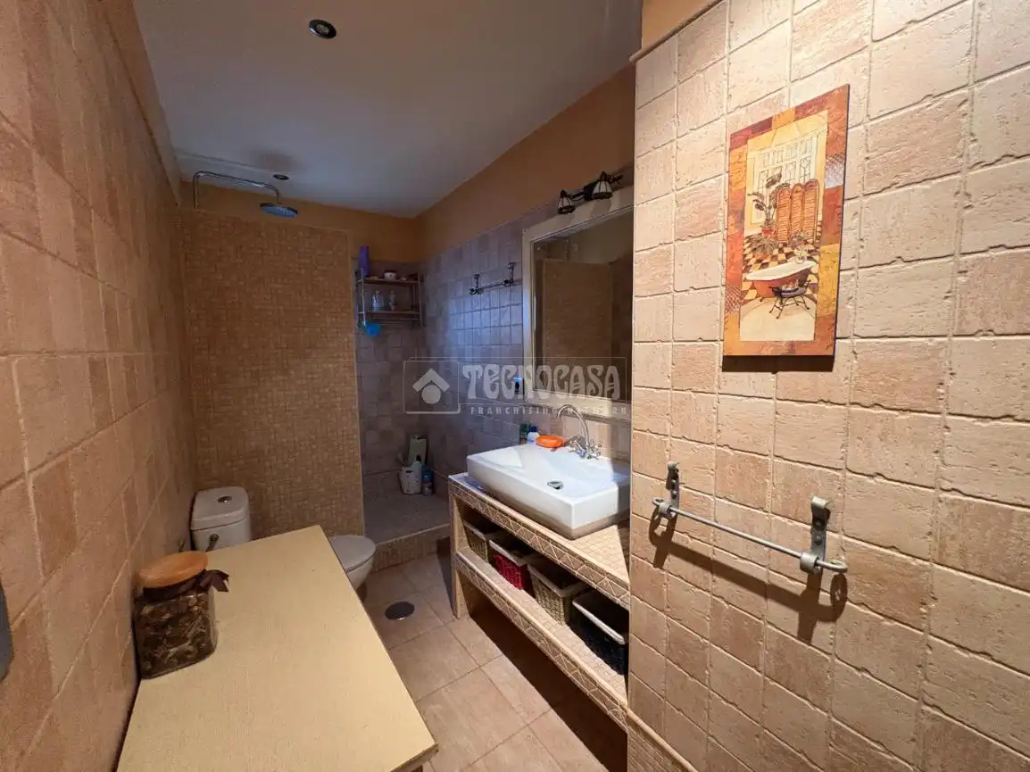 Badezimmer von Haus oder Chalet zum Verkauf in El Álamo mit Klimaanlage, Heizung und Privatgarten