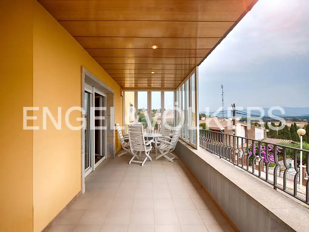 Casa con terraza en venta en Parc Bosc - Castell, imagen 9