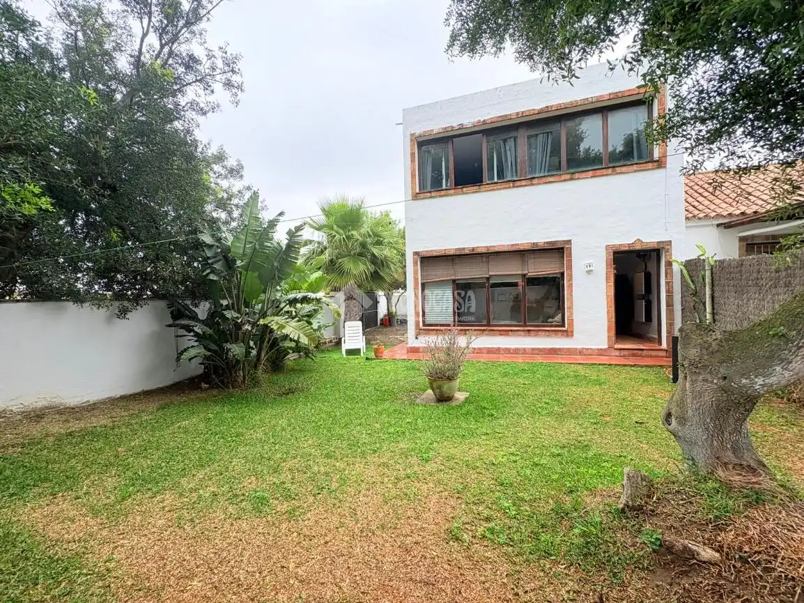 Vista exterior de Residencial en venda en Barbate