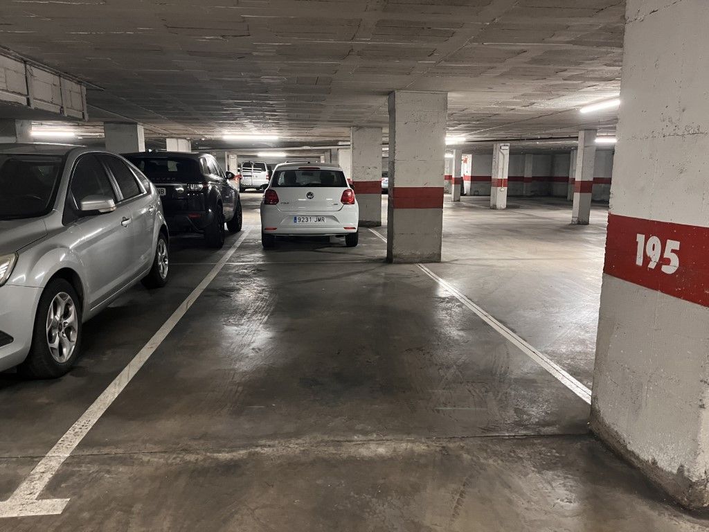 Aparcament de Garatge en venda en Girona Capital