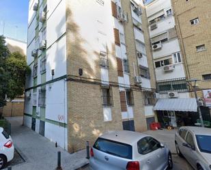 Exterior view of Flat for sale in  Sevilla Capital