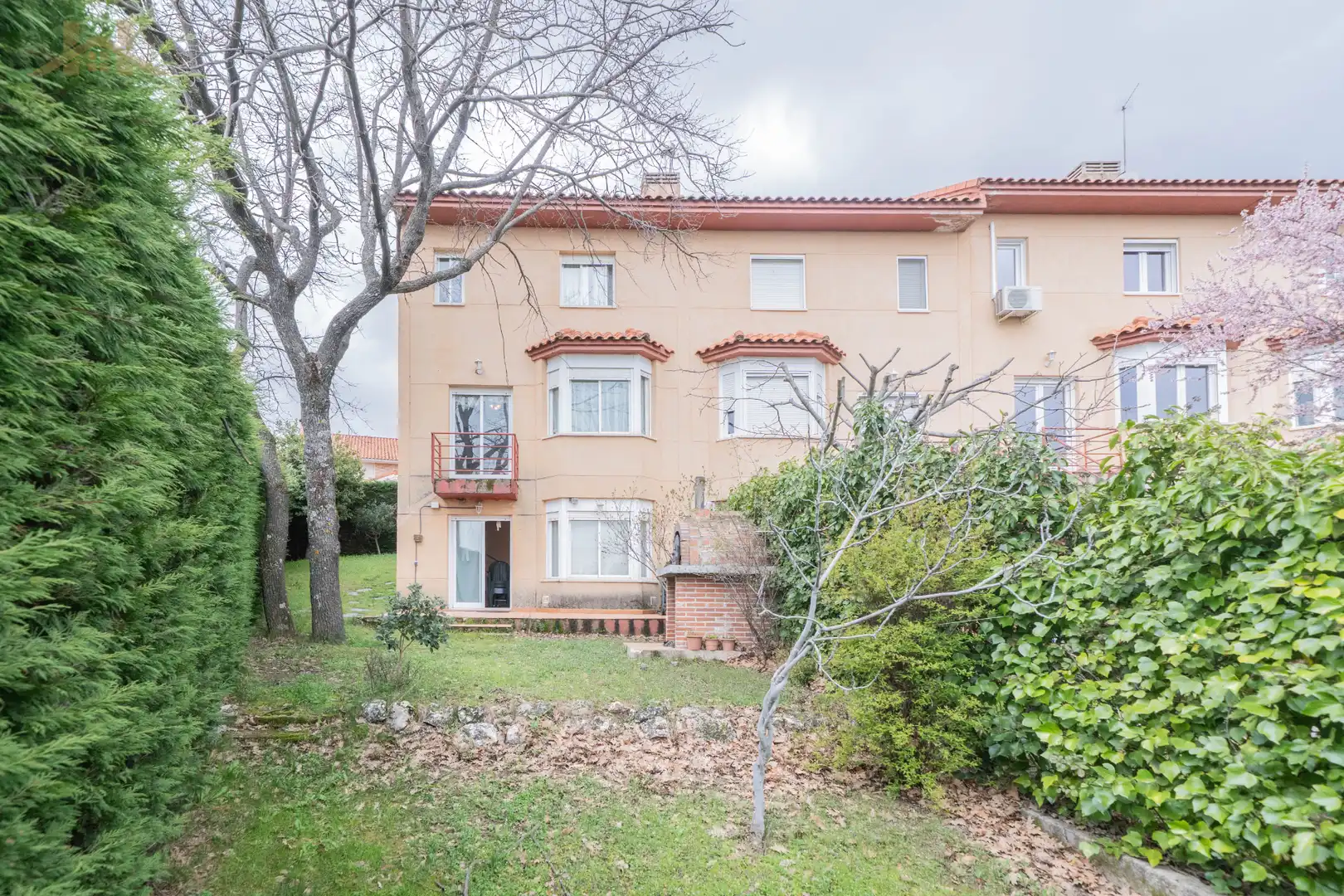 Exterior view of Detached homes for sale in San Lorenzo de El Escorial  with Heating and Private garden