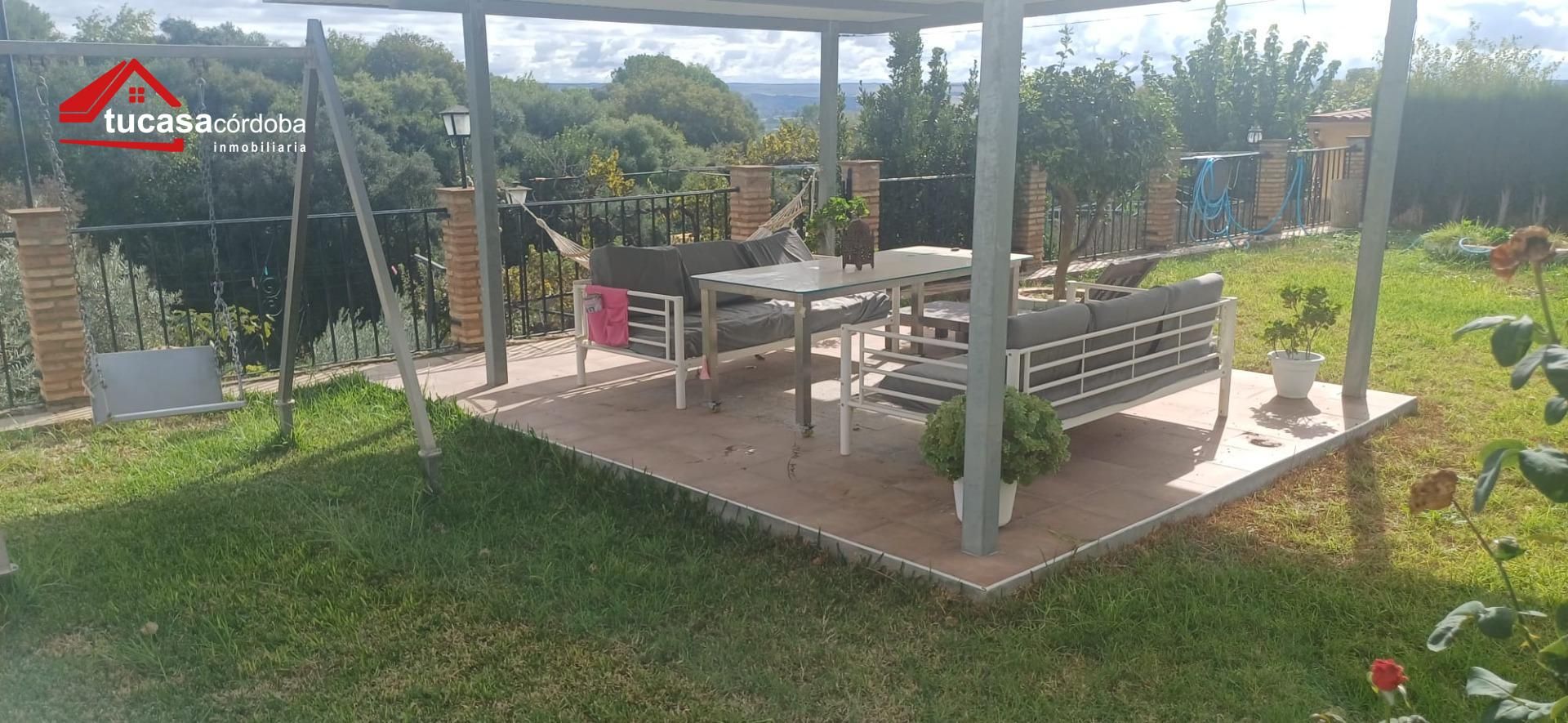 Terrassa de Finca rústica en venda en Almodóvar del Río amb Aire condicionat, Traster i Piscina