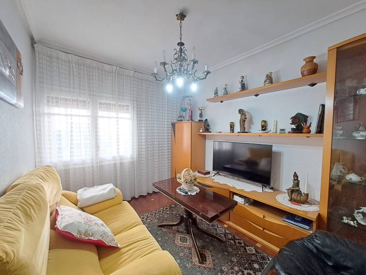 Sala de estar de Piso en venta en Burgos Capital con Calefacción y Terraza