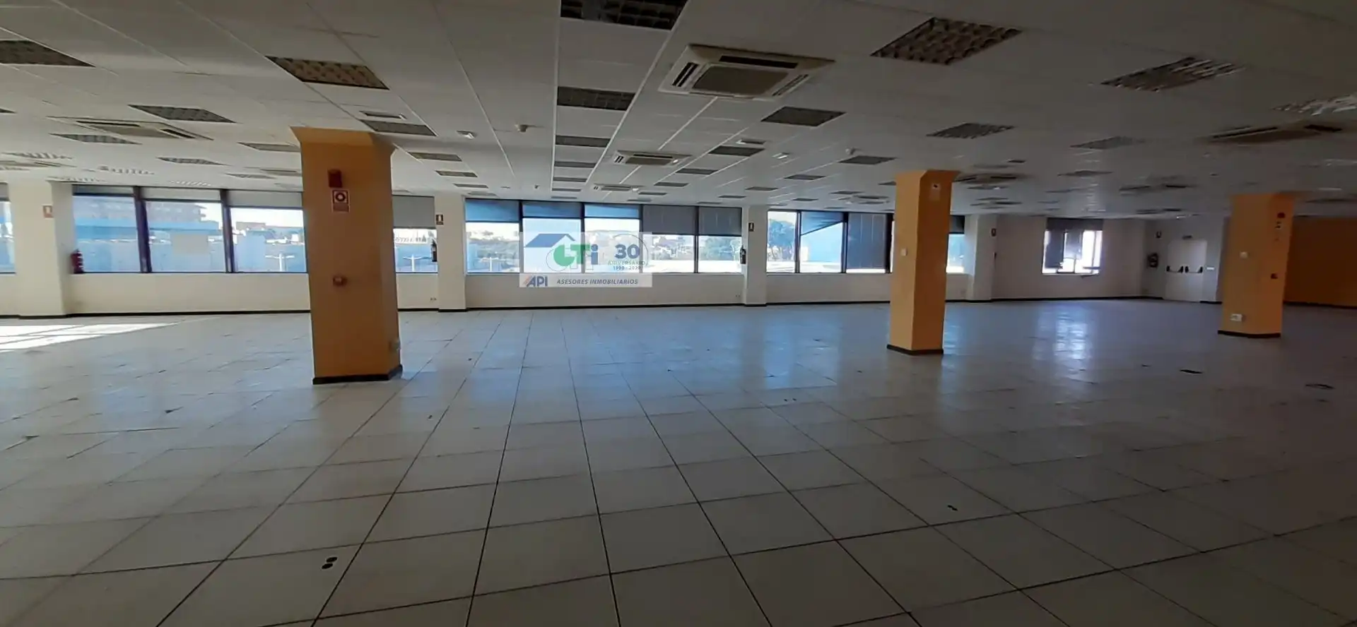 Oficina de lloguer en Zaragoza