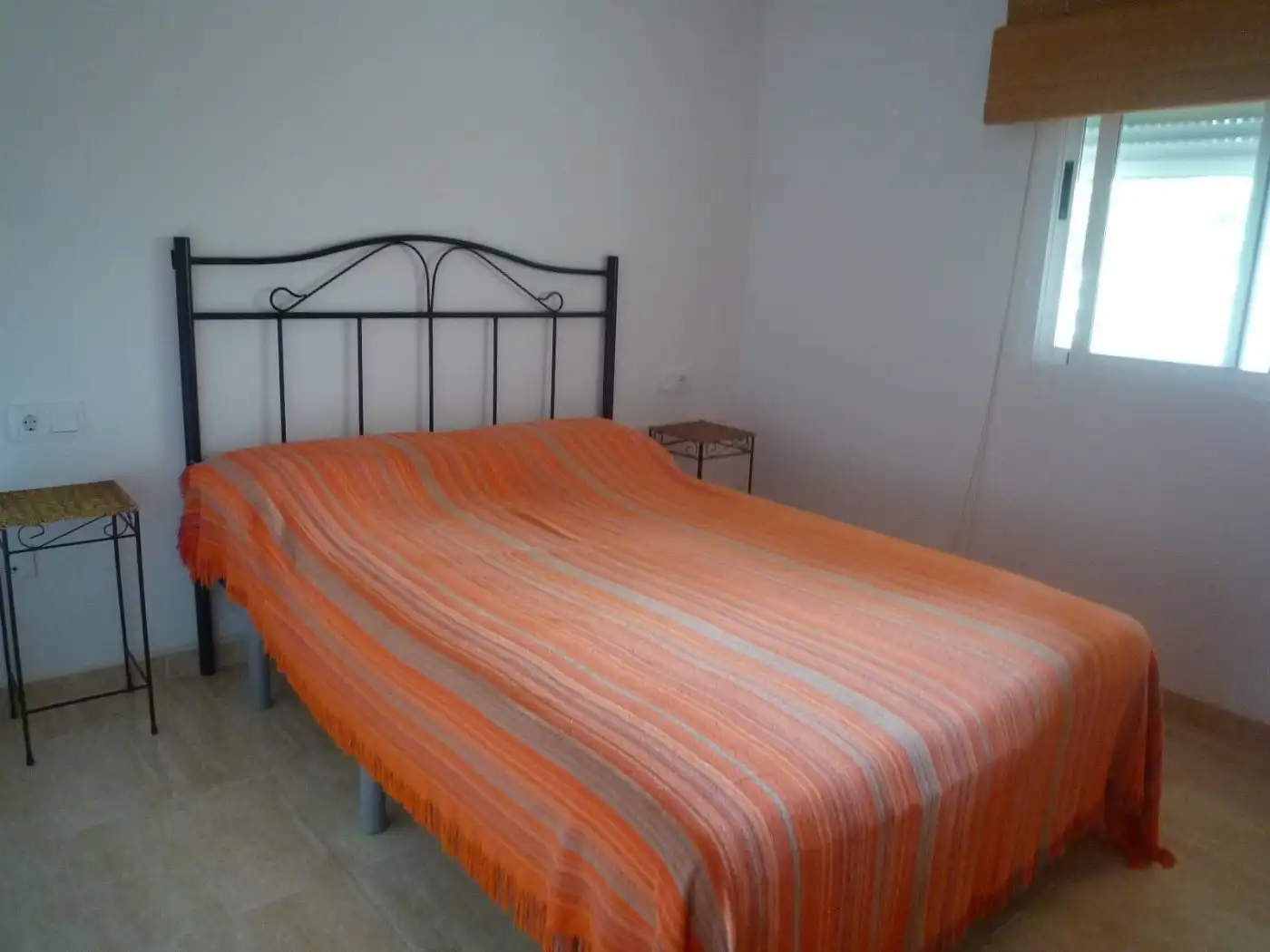 Habitación de Apartamento en venta en Xeraco con Terraza, Amueblado y Balcón