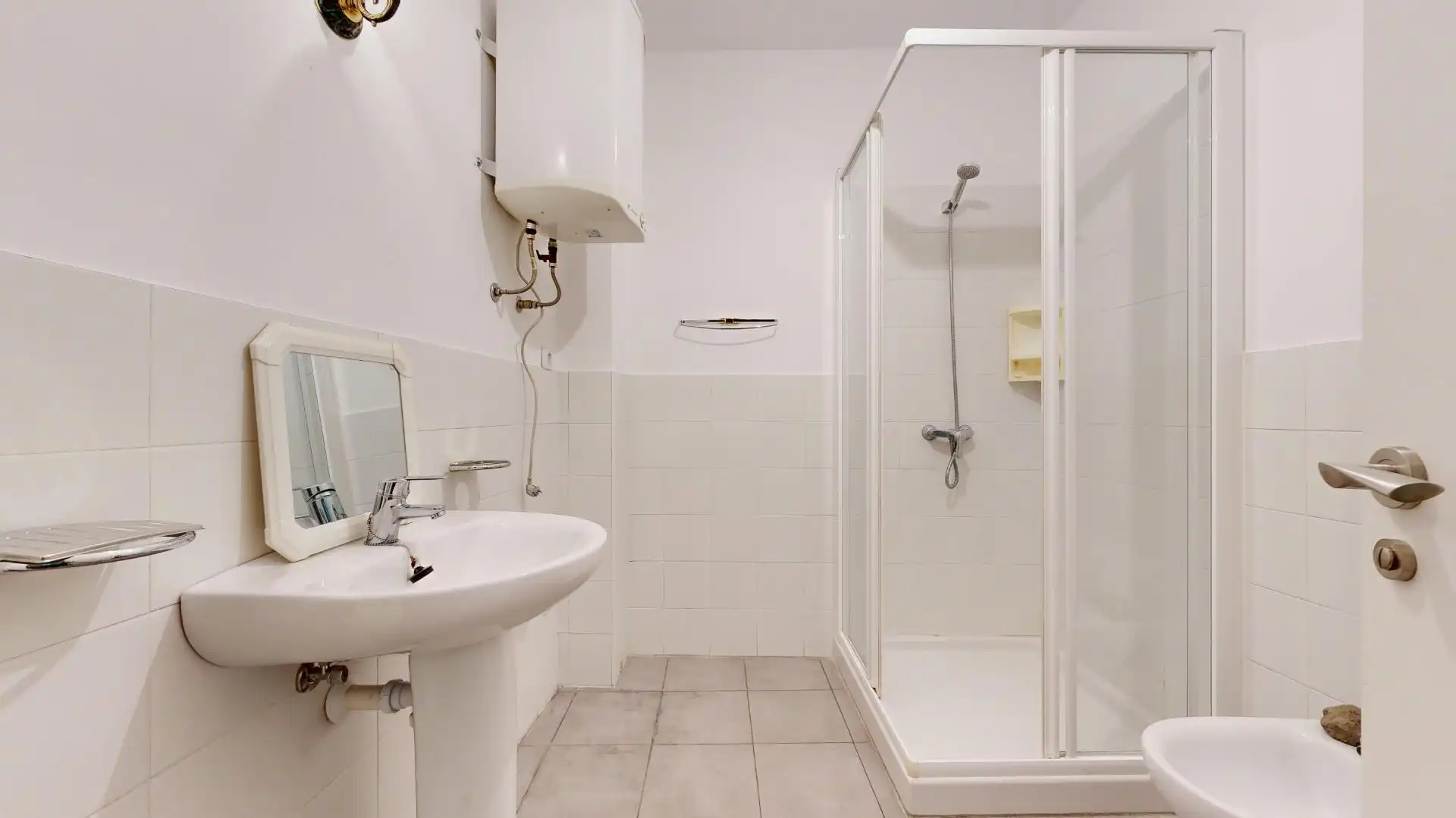Baño de Piso en venta en Bilbao  con Calefacción, Terraza y Balcón