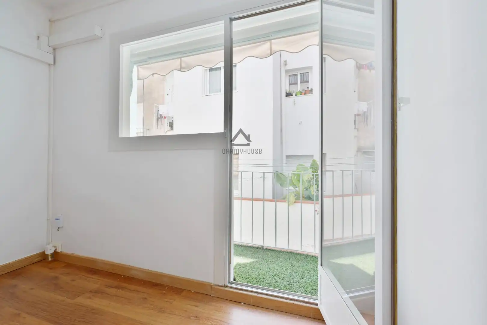 Terraza de Piso en venta en Barcelona con Balcón