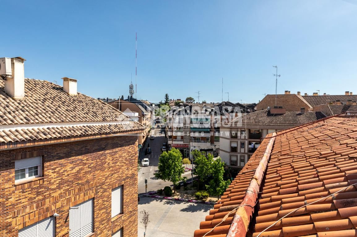 Vista exterior de Pis en venda en Las Rozas de Madrid amb Aire condicionat, Calefacció i Terrassa