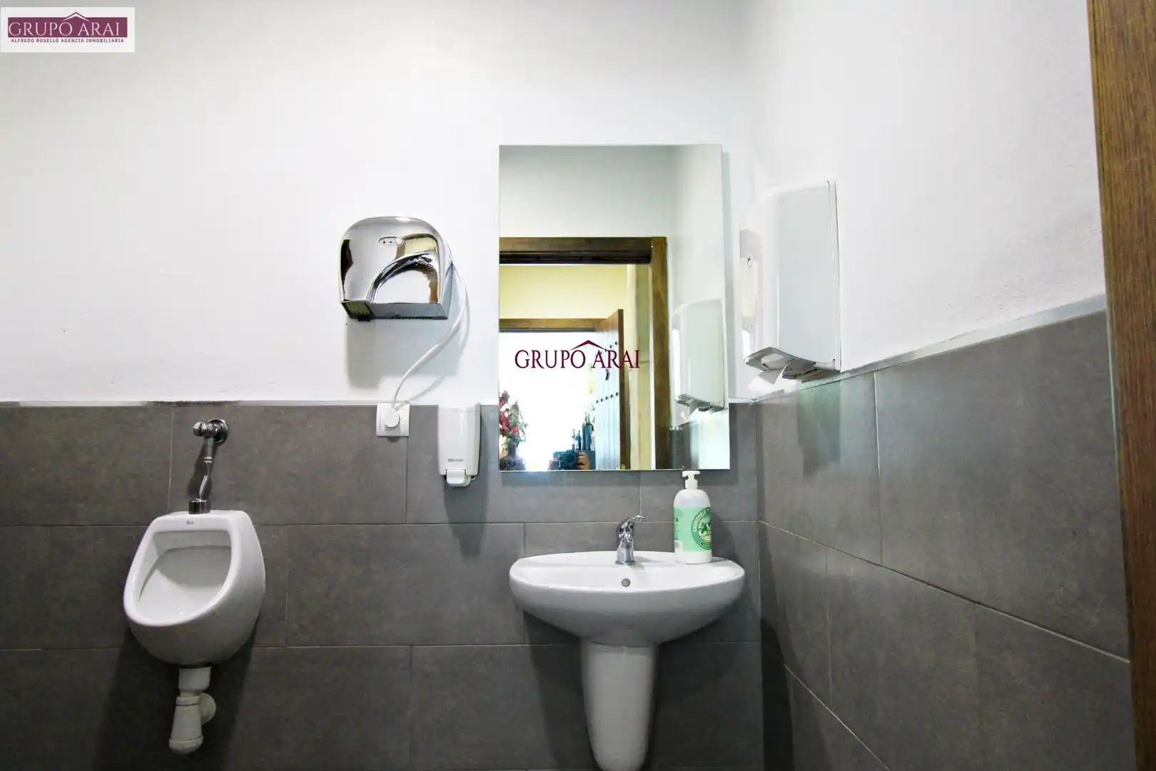 Baño de Local en traspaso en San Vicente del Raspeig / Sant Vicent del Raspeig con Aire acondicionado y Terraza