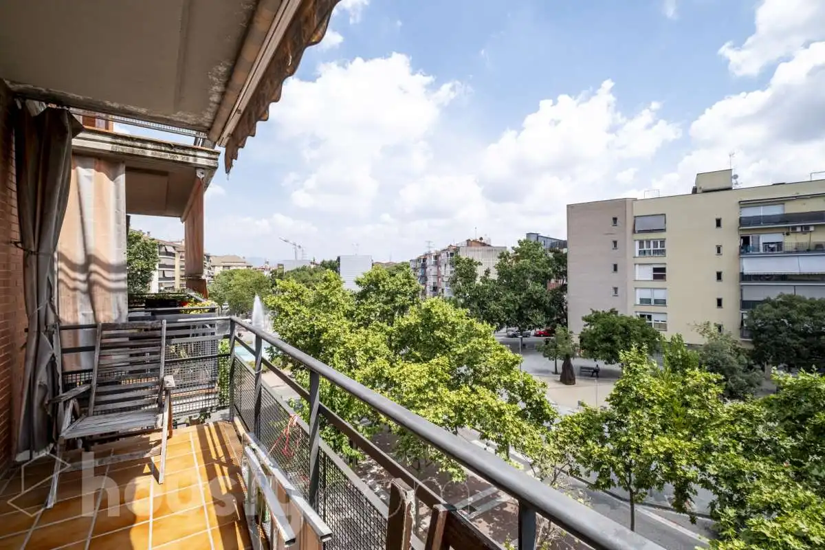 Terraza de Piso en venta en Santa Perpètua de Mogoda con Balcón
