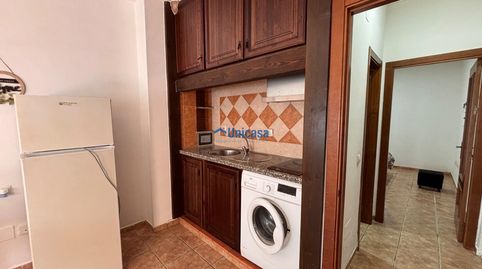 Photo 4 of Flat for sale in Calle Calle Babor, Distrito Zeta - Recinto Ferial Cortijo de Torres, Málaga Capital