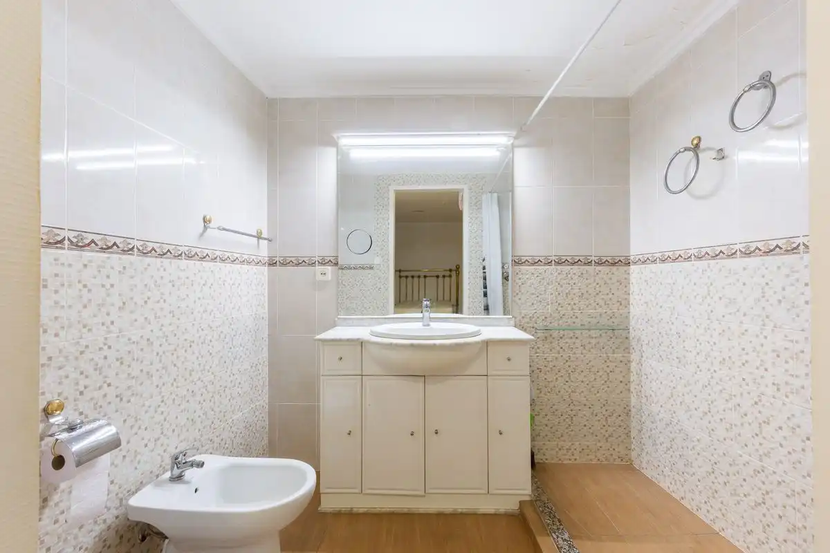 Bathroom of Houses for sale in Massamagrell  with Heating, Terrace and Storage room