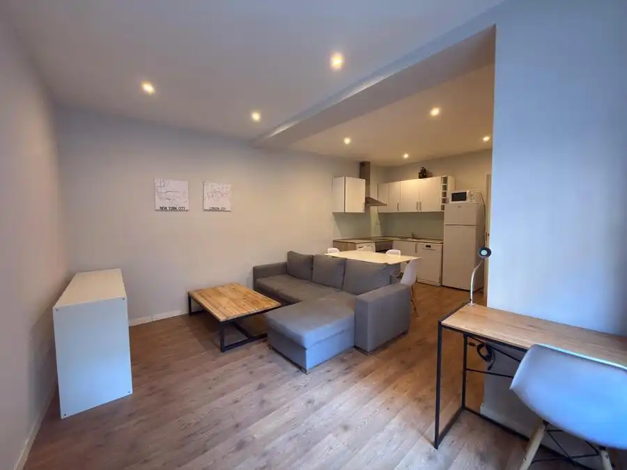Living room of Flat for sale in Chamberí