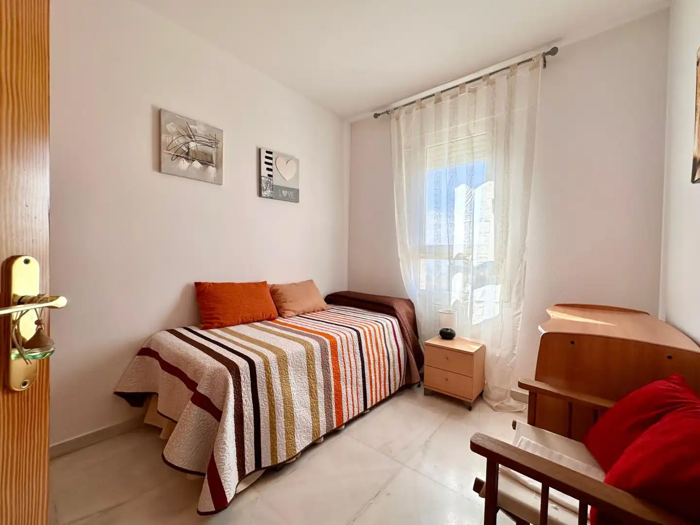 Piso de alquiler en Aguadulce Sur