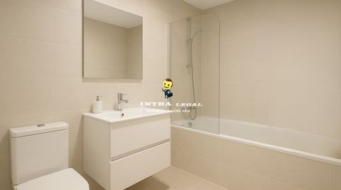 Foto 4 de Piso en venta en Filiberto Villalobos, San Bernardo, Salamanca Capital