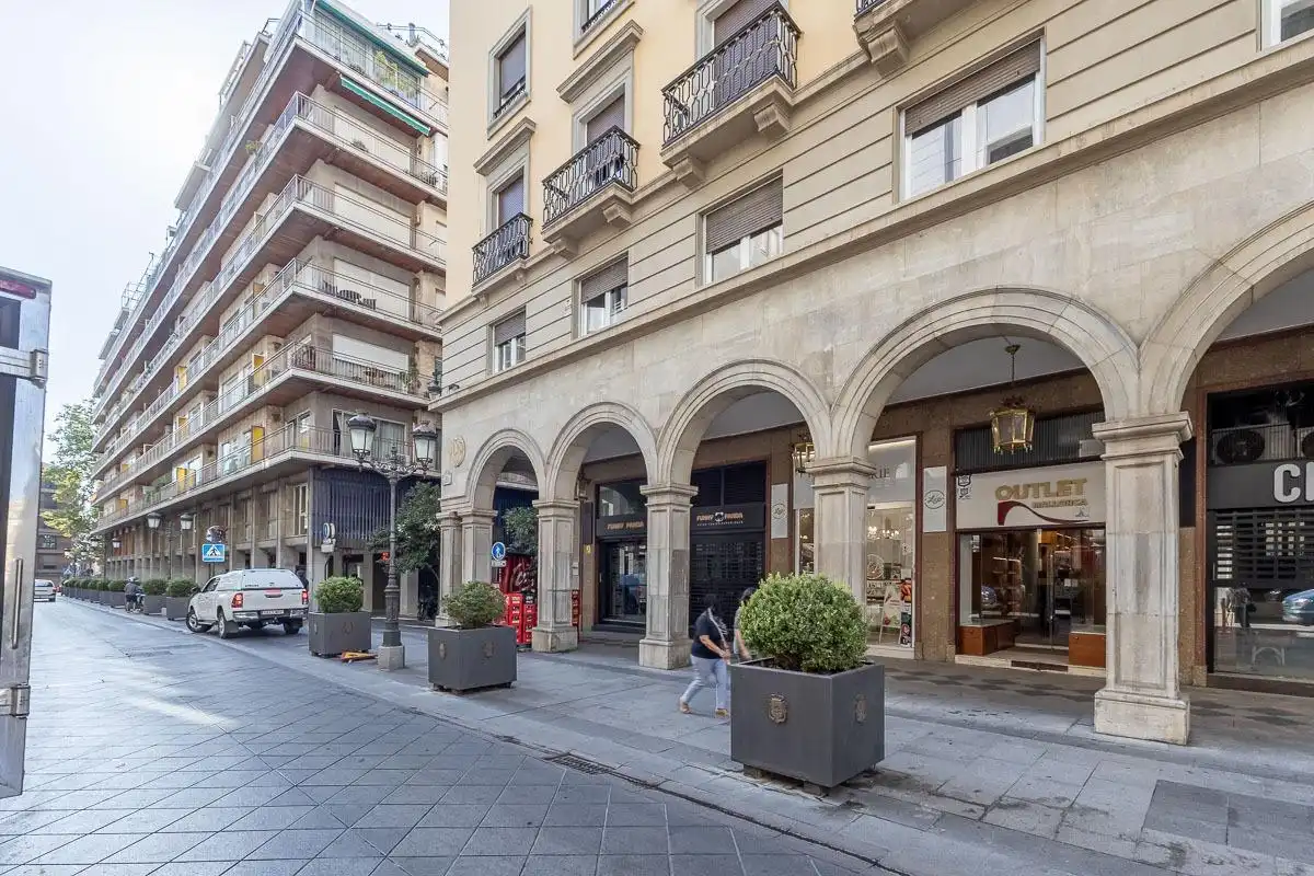 Local comercial de lloguer a Centro, imagen 3