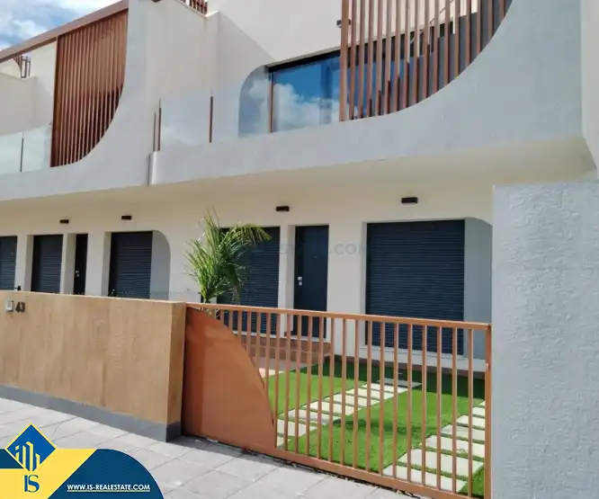 Chalet con piscina en venta en Pilar de la Horadada ciudad