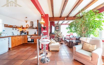 Living room of House or chalet for sale in Miraflores de la Sierra  with Air Conditioner, Heating and Private garden