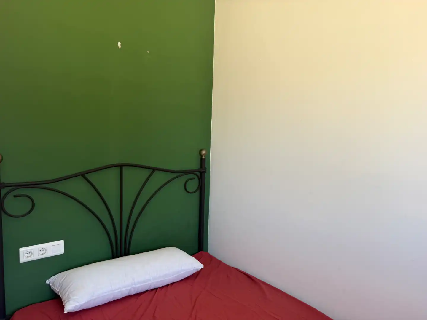 Schlafzimmer von Haus oder Chalet zur Miete in Almonte mit Möbliert