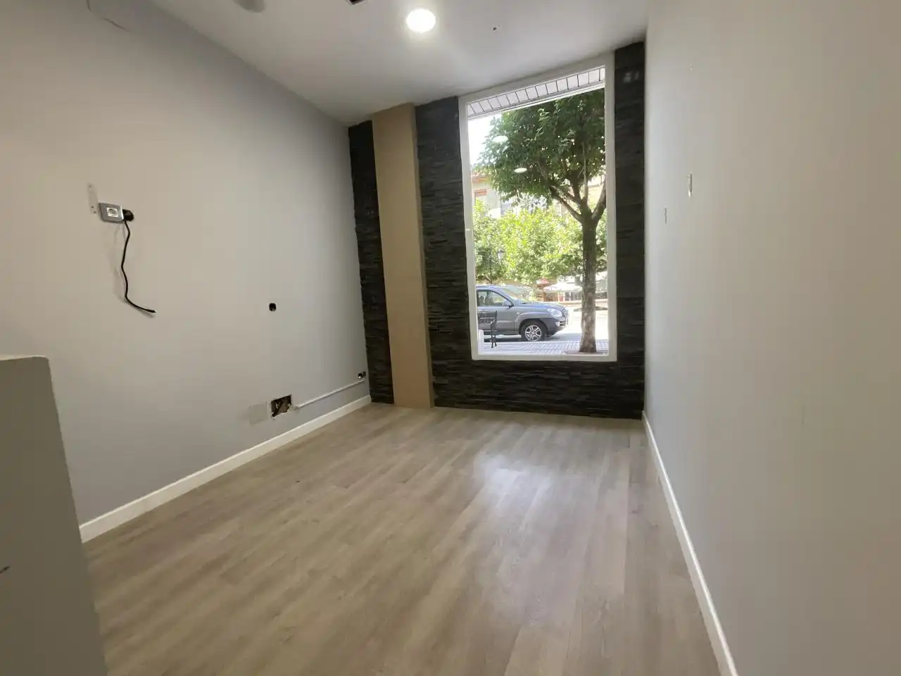 Local comercial de lloguer a Avenida Juan Carlos I, imagen 12