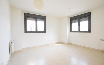 Bedroom of Planta baja for sale in Rivas-Vaciamadrid  with Heating and Community pool