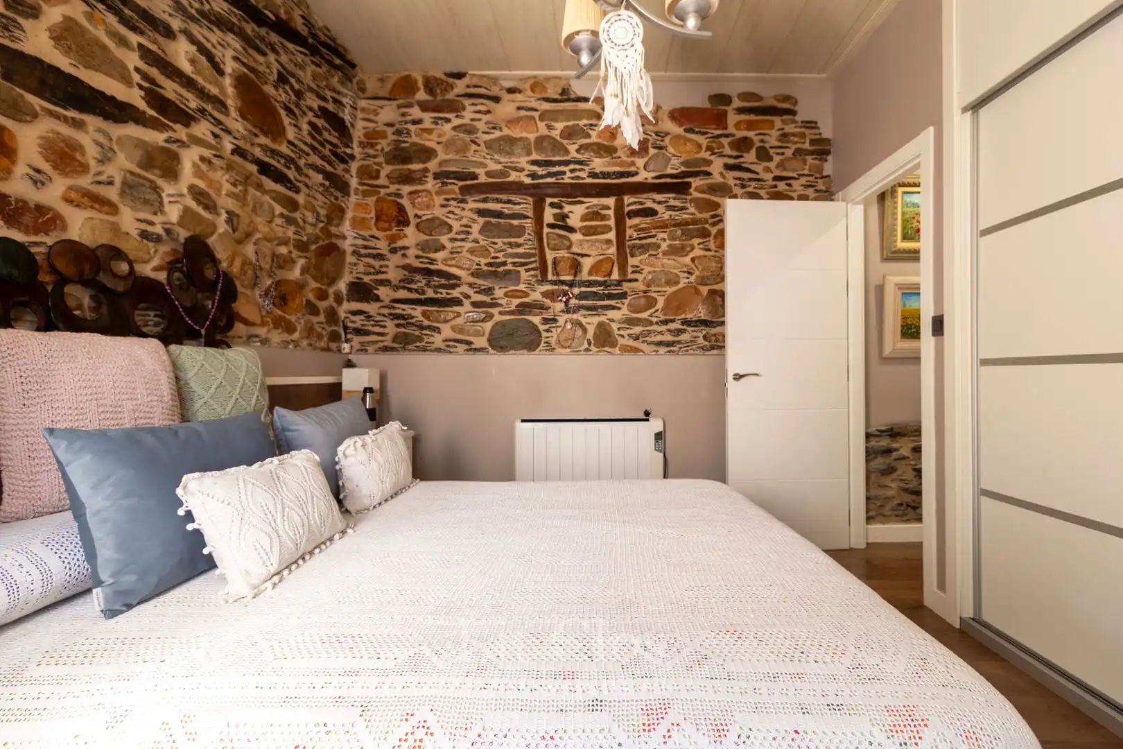 Habitación de Casa adosada en venta en O Barco de Valdeorras   con Internet