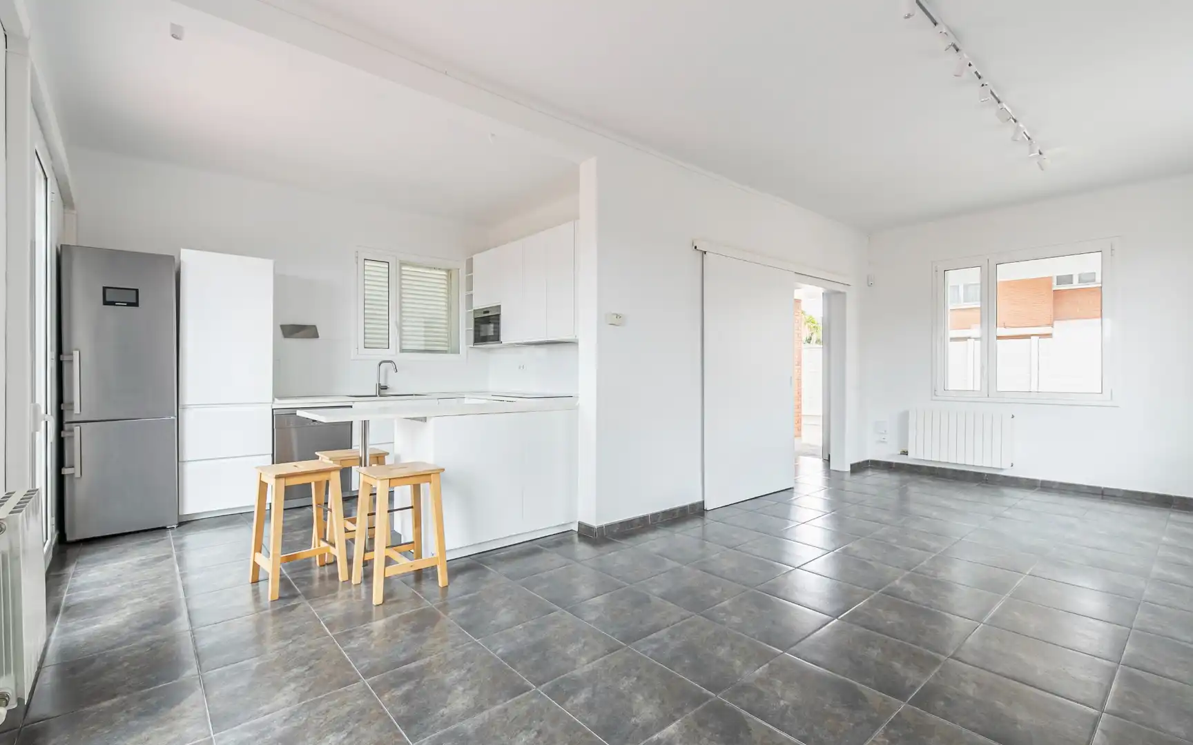 Cocina de Casa o chalet en venta en Viladecans con Aire acondicionado, Calefacción y Jardín privado