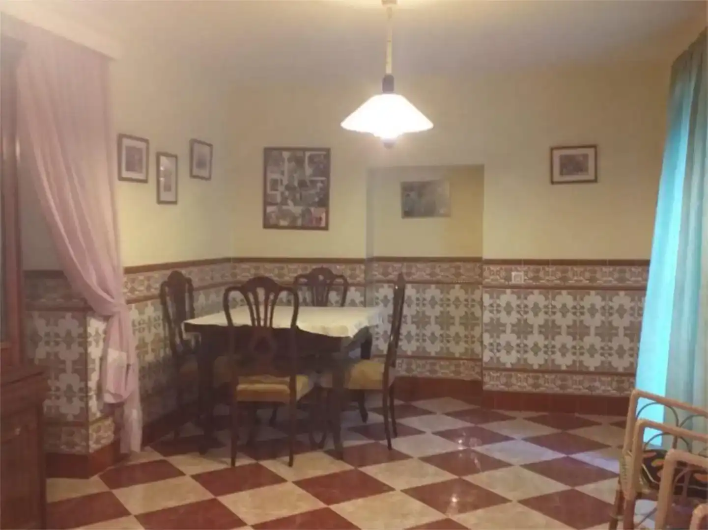 Menjador de Casa adosada en venda en Cabra del Santo Cristo amb Traster, Moblat i Balcó