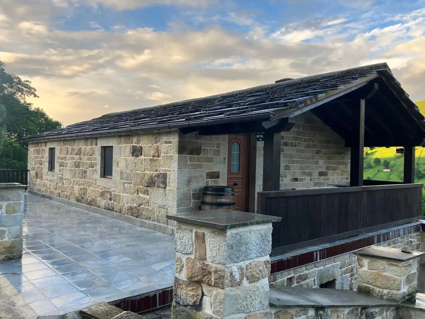 Vista exterior de Finca rústica en venta en San Pedro del Romeral con Calefacción, Jardín privado y Terraza