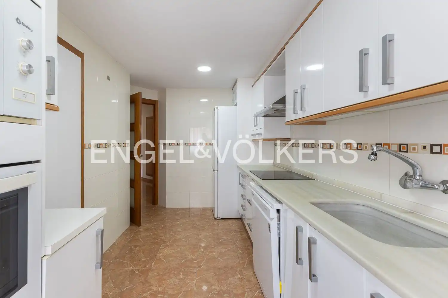 Flat with terrace for sale in Cardenal Benlloch, imagen 4