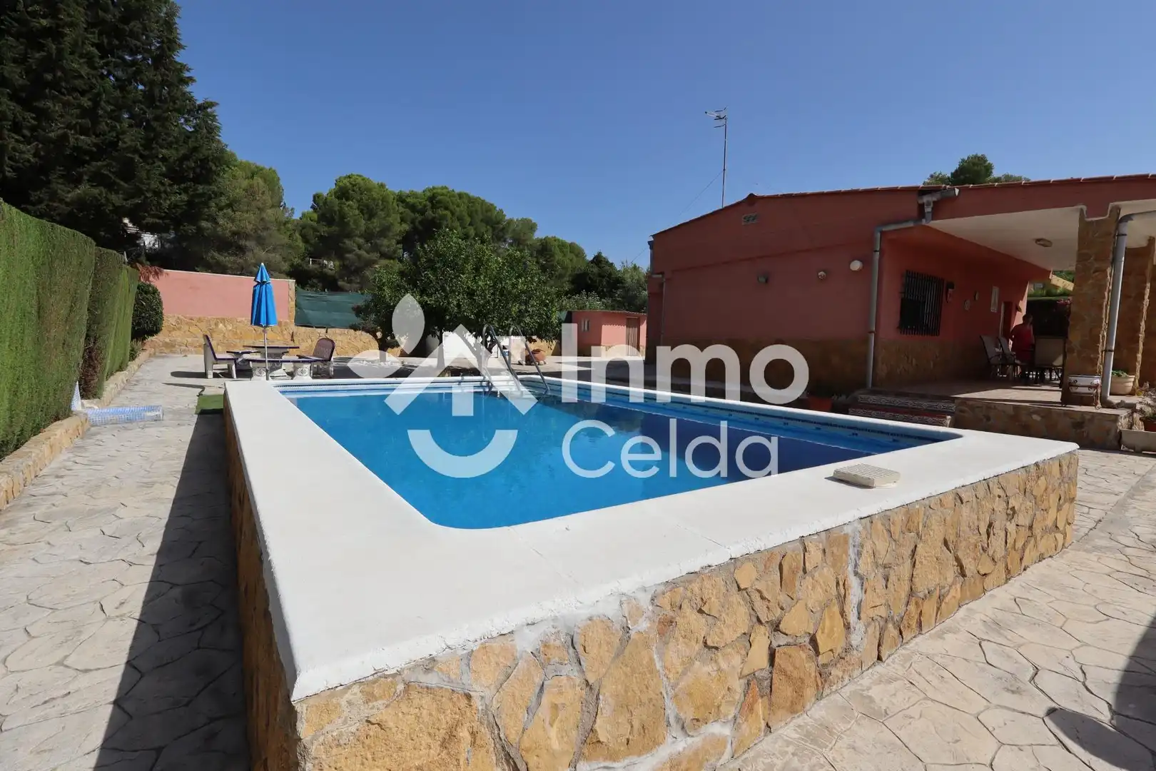 Piscina de Casa o xalet en venda en Godelleta amb Aire condicionat, Calefacció i Jardí privat