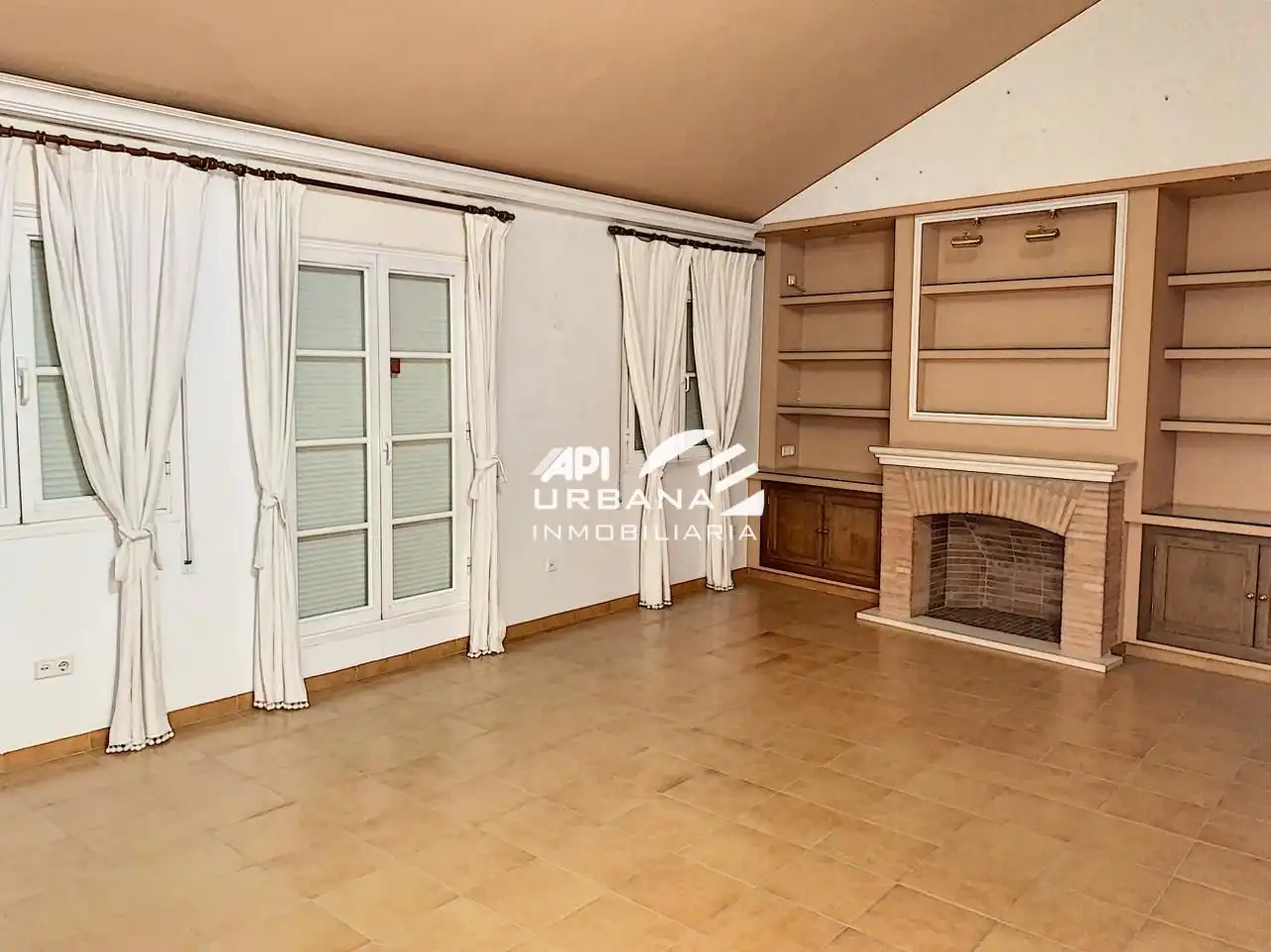 Casa amb terrassa en venda a Centro, imagen 3