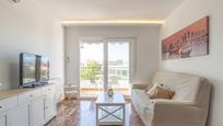 Living room of Flat to rent in  Granada Capital  with Air Conditioner, Terrace and Balcony