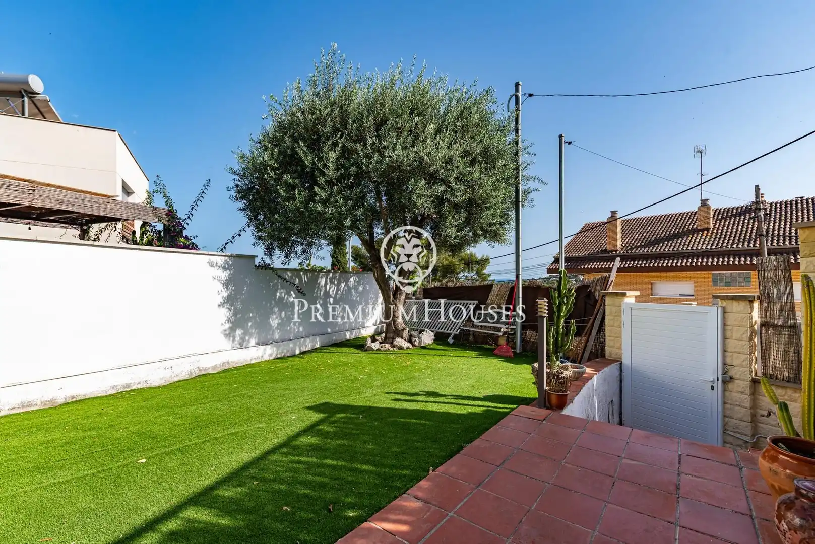 Terrassa de Casa adosada en venda en Castelldefels amb Aire condicionat, Calefacció i Jardí privat