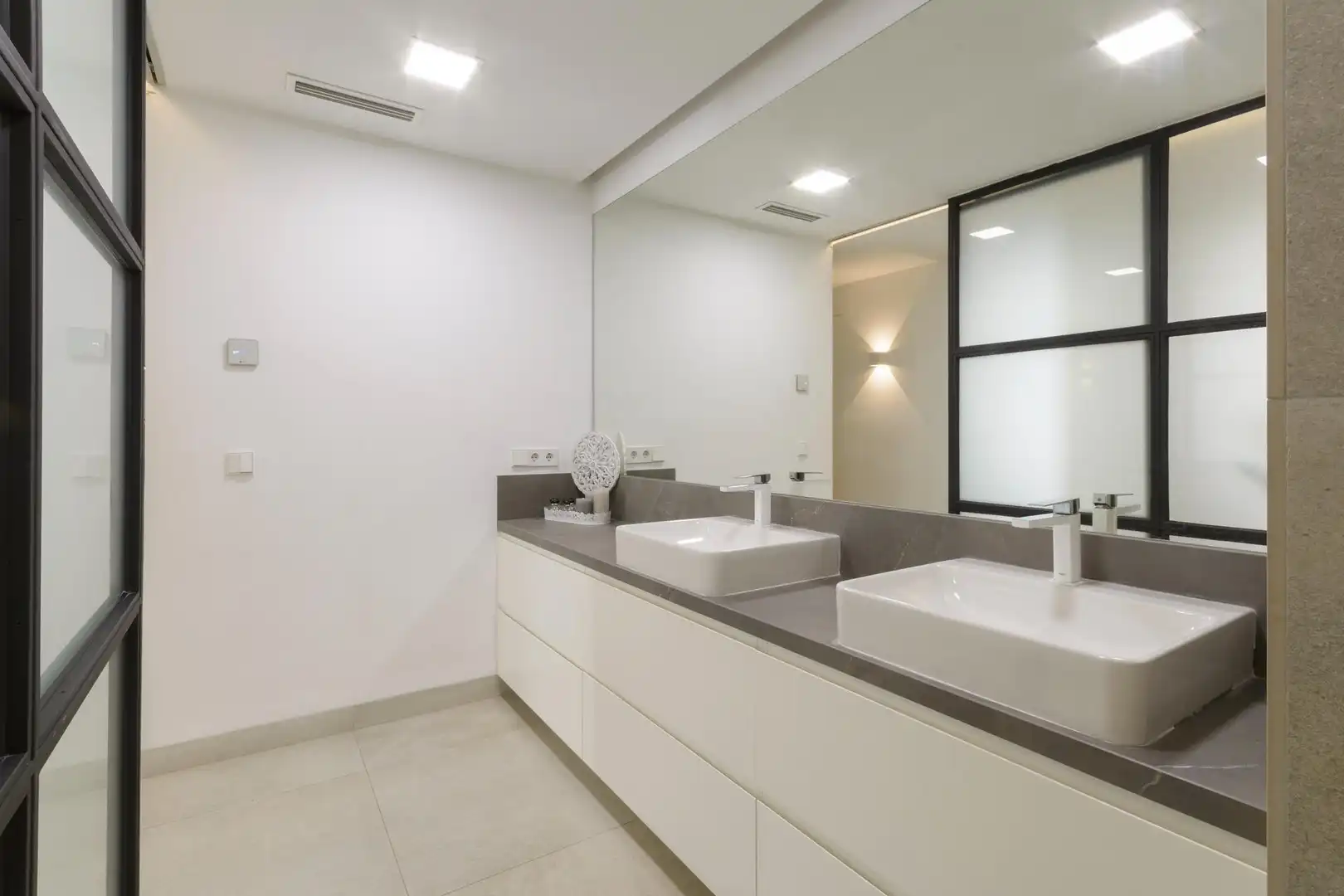 Piso con ascensor en venta en Paseo GERMANIES 79, imagen 25