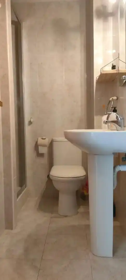 Baño de Piso en venta en Benicarló con Aire acondicionado, Trastero y Amueblado