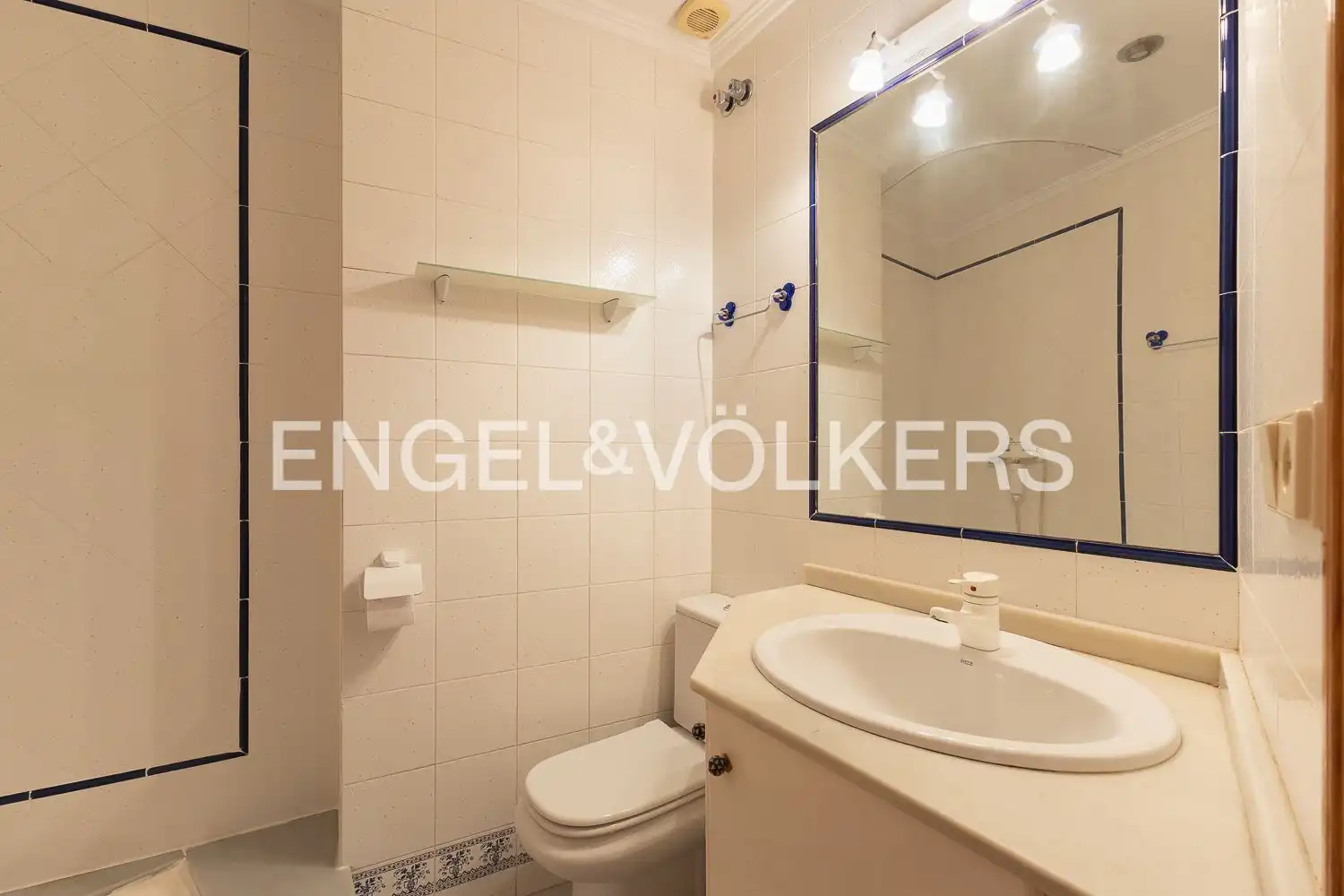 Flat for rent in Plaça dels Furs, El Carme