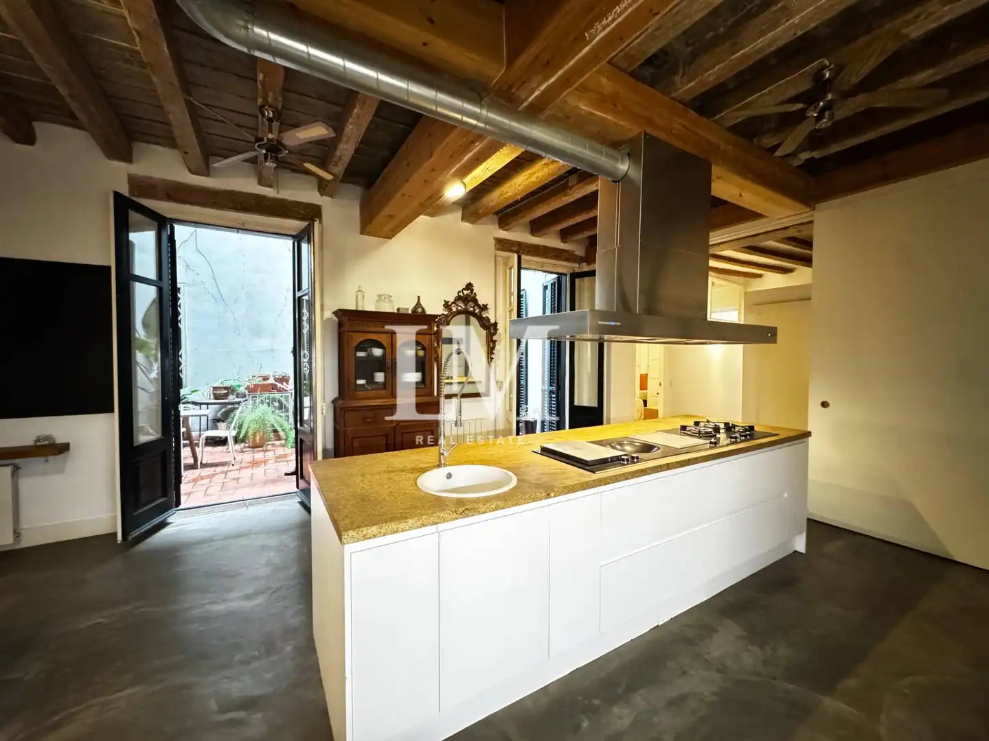 Kitchen of Apartments for rent in Ciutat Vella