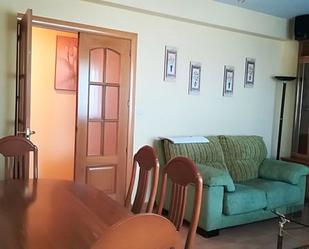 Living room of Flat for sale in Arévalo  with Furnished